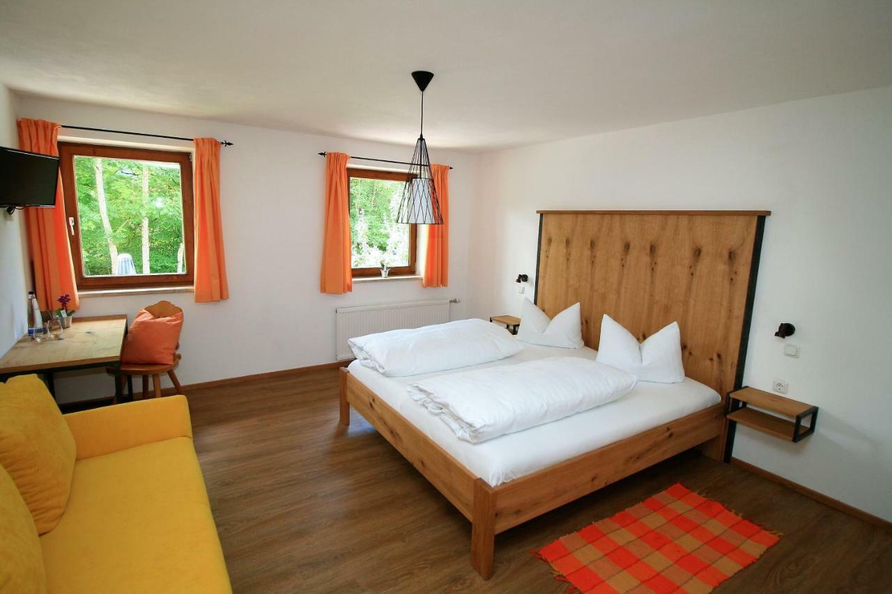 Landgasthof Auerschmiede Irschenberg Bagian luar foto