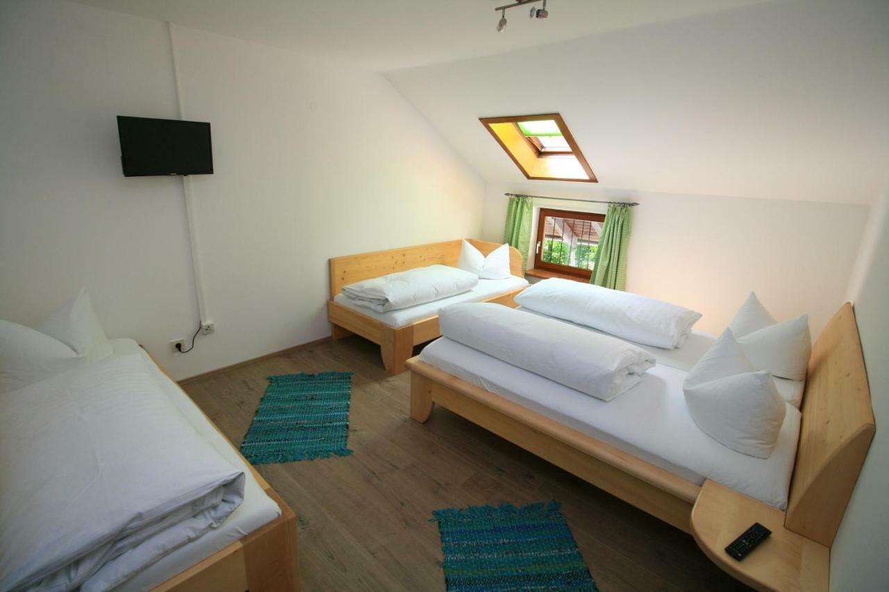 Landgasthof Auerschmiede Irschenberg Bagian luar foto
