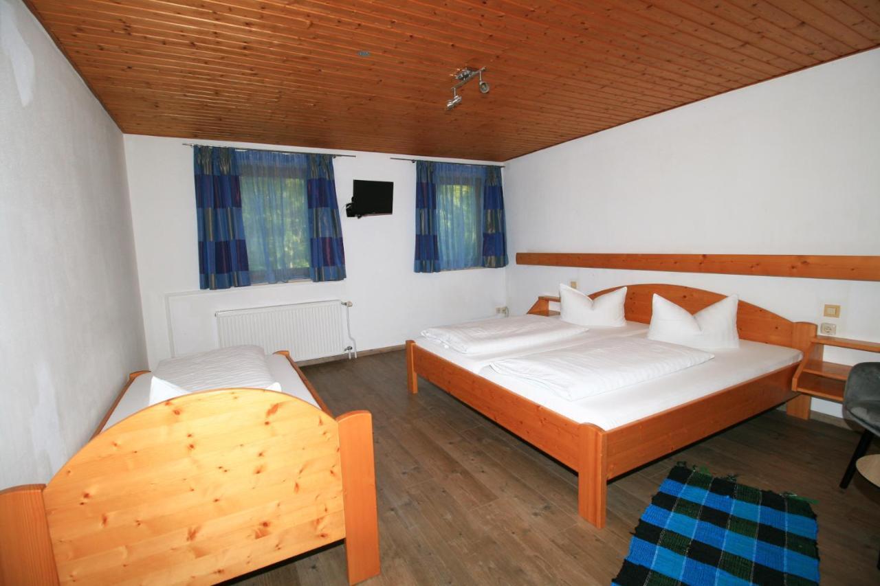 Landgasthof Auerschmiede Irschenberg Bagian luar foto
